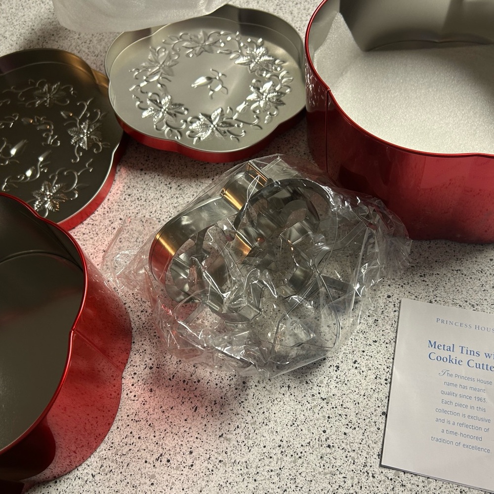 Princess House Red and Silver Bakeware Set